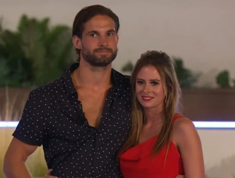 Jamie Jewitt Singing: Love Island Star’s Emotional Song About Addiction Wows Fans
