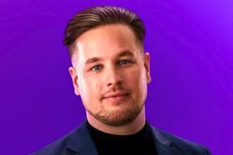 Rasmus Hedenstedt: Journey of Love on Love Is Blind: Sweden Season 1