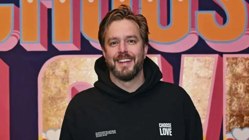 The Voice of Reason”: Iain Stirling Reveals His Secret Formula for Love Island USA Hilarious Narration