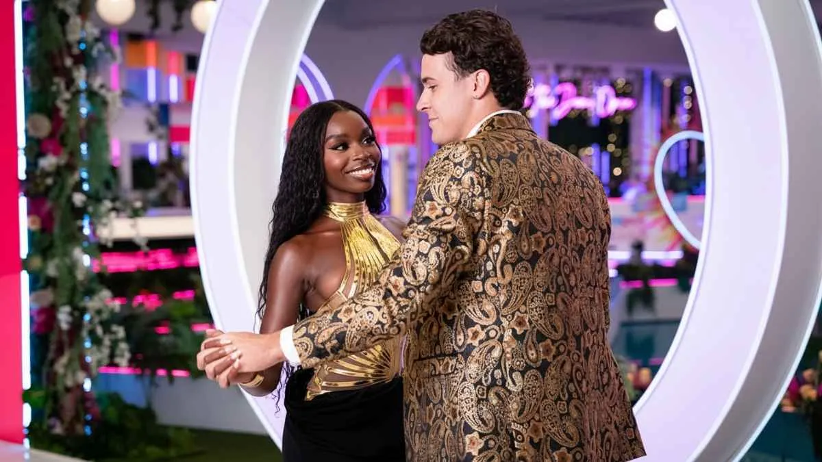 Love Island USA Fans Are Obsessed With Nicolandria's Viral Holiday Magazine Cover