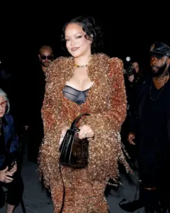 Fashion & Style Trends